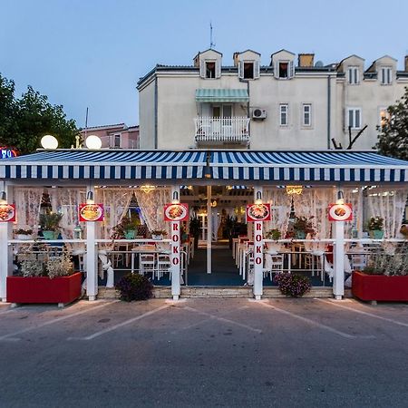 Apartments Elizabeth Биоград-на-Мору Экстерьер фото